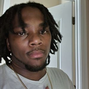 Meet your Posher, Dangelo